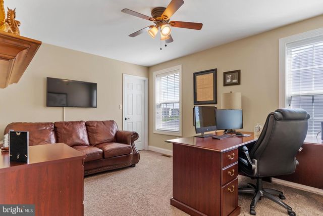 50 DANBURY DR, Mechanicsburg, PA 17050