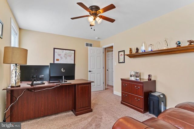 50 DANBURY DR, Mechanicsburg, PA 17050