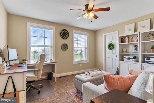 50 DANBURY DR, Mechanicsburg, PA 17050