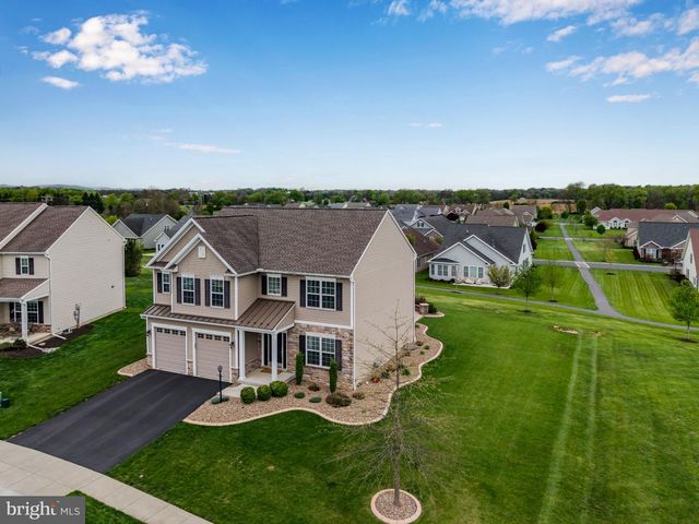 50 DANBURY DR, Mechanicsburg, PA 17050