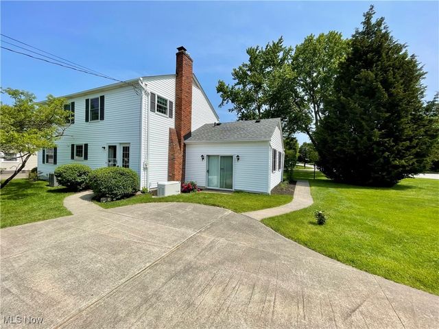180 Atterbury Boulevard, Hudson, OH 44236