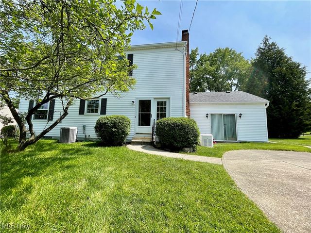 180 Atterbury Boulevard, Hudson, OH 44236