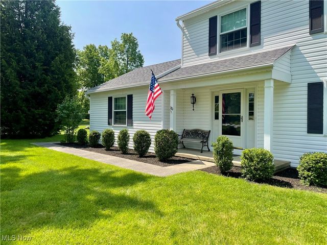 180 Atterbury Boulevard, Hudson, OH 44236