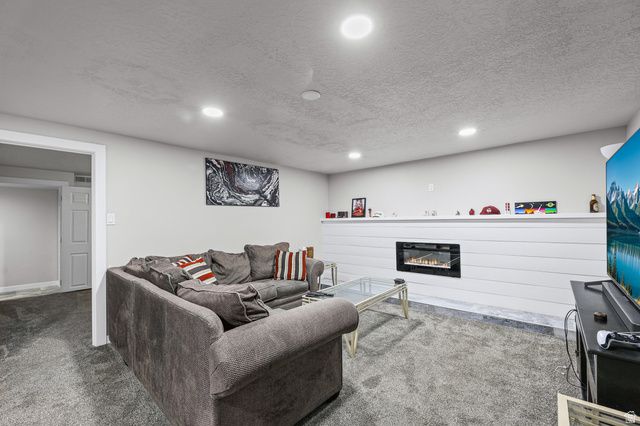 251 W COLORADO DR, Midvale, UT 84047