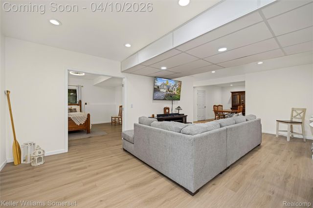 70 Lakeview Drive, Addison Township, MI 48370