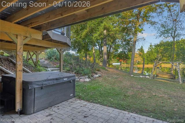 70 Lakeview Drive, Addison Township, MI 48370