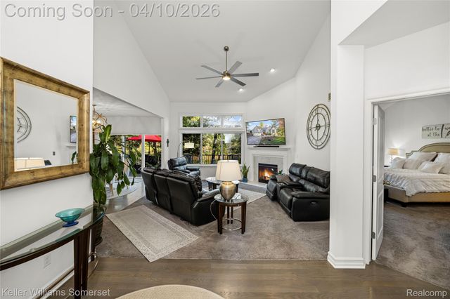 70 Lakeview Drive, Addison Township, MI 48370