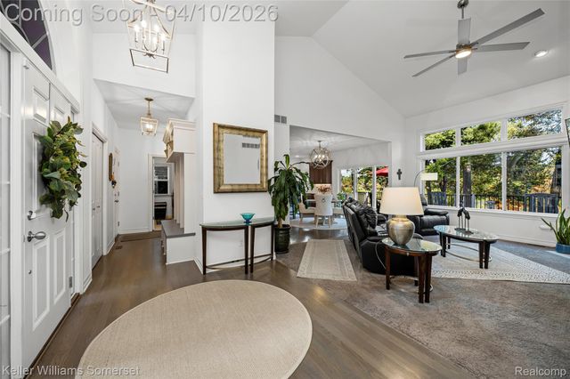 70 Lakeview Drive, Addison Township, MI 48370