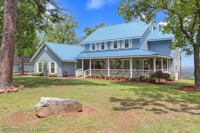 3900 Wylie Road, Poteau, OK 74953