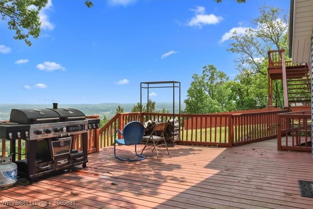 3900 Wylie Road, Poteau, OK 74953