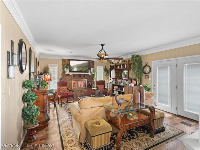 3900 Wylie Road, Poteau, OK 74953