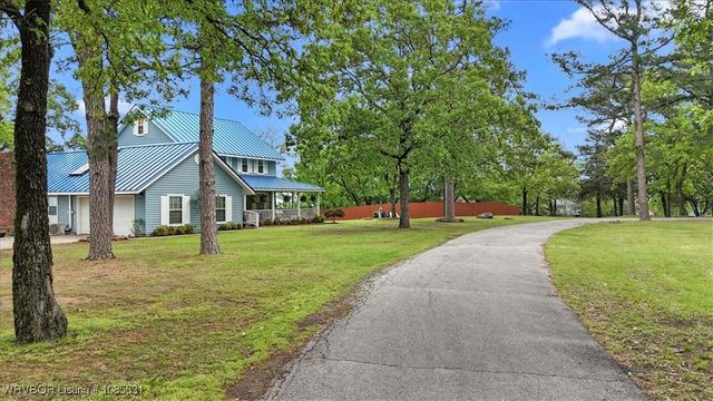 3900 Wylie Road, Poteau, OK 74953