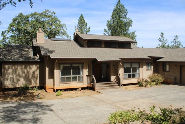16147 Tina Ct, Grass Valley, CA 95949