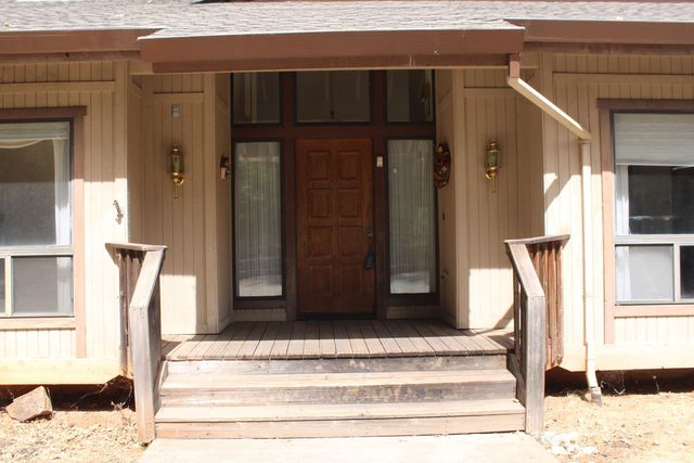16147 Tina Ct, Grass Valley, CA 95949