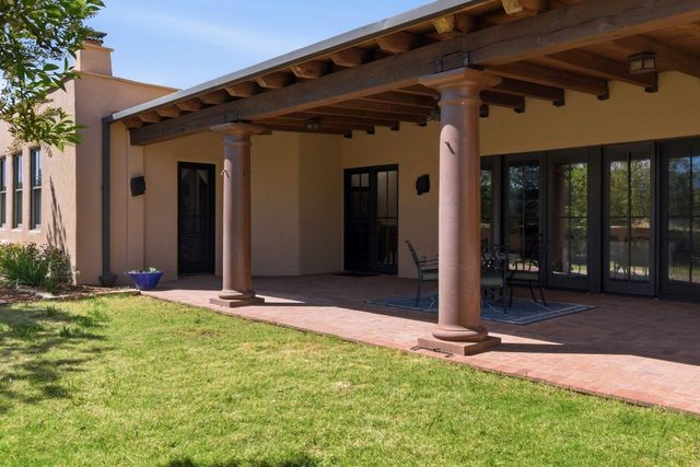 11B Camino De Los Montoyas, Santa Fe, NM 87506