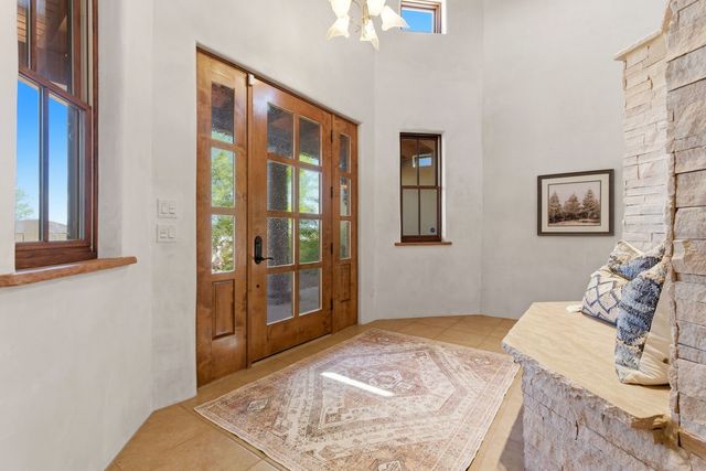 11B Camino De Los Montoyas, Santa Fe, NM 87506