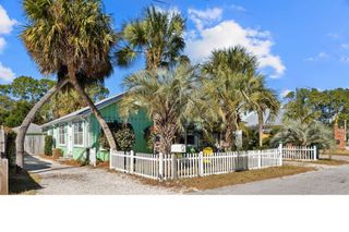 209 E Lakeshore East Drive, Panama City Beach, FL 32413