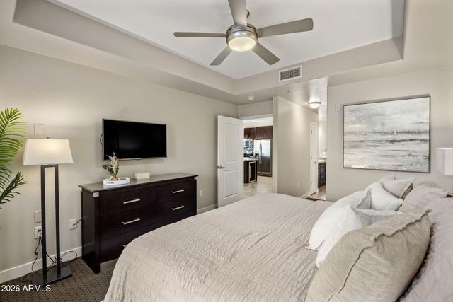 5450 E DEER VALLEY Drive 3172, Phoenix, AZ 85054