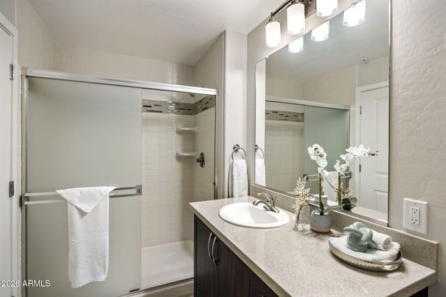5450 E DEER VALLEY Drive 3172, Phoenix, AZ 85054