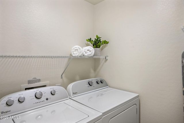 5450 E DEER VALLEY Drive 3172, Phoenix, AZ 85054