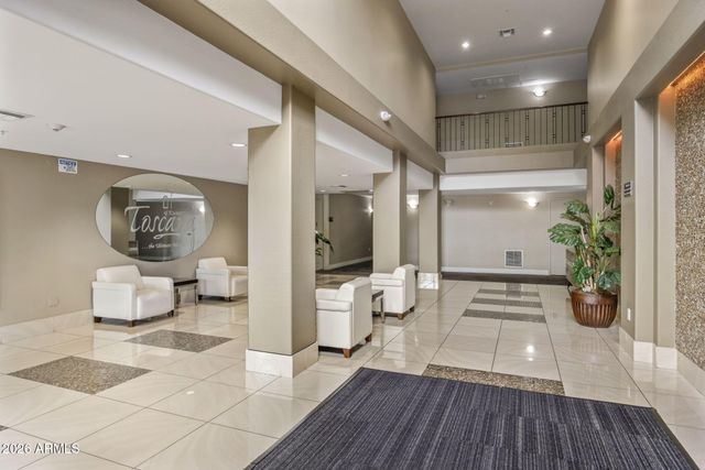 5450 E DEER VALLEY Drive 3172, Phoenix, AZ 85054