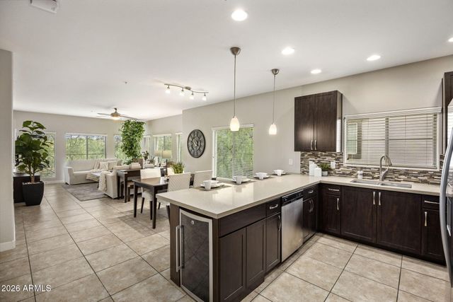5450 E DEER VALLEY Drive 3172, Phoenix, AZ 85054