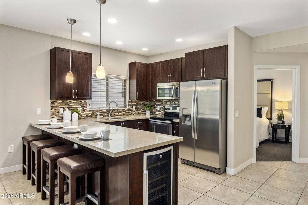 5450 E DEER VALLEY Drive 3172, Phoenix, AZ 85054 — photo 4