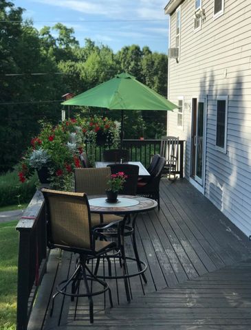 23 Peaslee Crossing Road, Newton, NH 03858