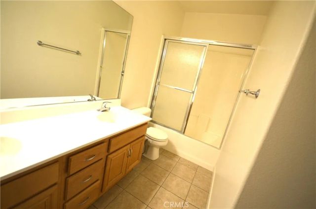 28305 Tiara Court, Highland, CA 92346