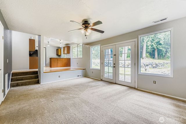 3001 161st Street E, Tacoma, WA 98446