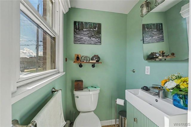 32 Hamilton Avenue, Lackawanna, NY 14218
