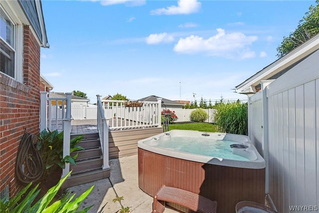 32 Hamilton Avenue, Lackawanna, NY 14218