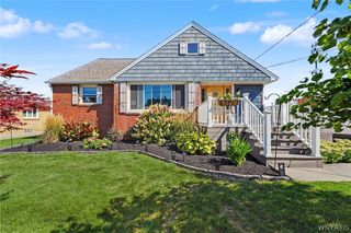 32 Hamilton Avenue, Lackawanna, NY 14218