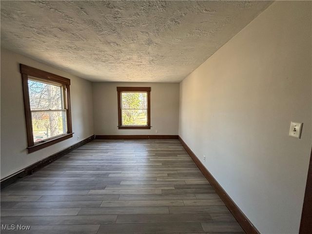 1023 Fulton Road NW, Canton, OH 44703