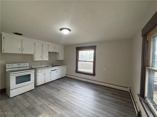 1023 Fulton Road NW, Canton, OH 44703