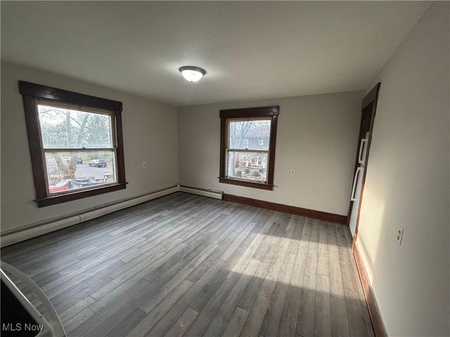 1023 Fulton Road NW, Canton, OH 44703