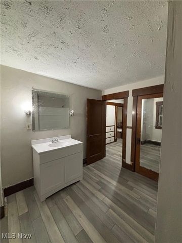 1023 Fulton Road NW, Canton, OH 44703