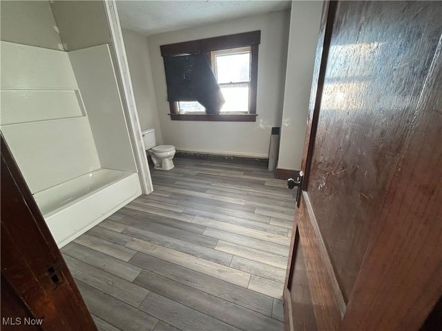 1023 Fulton Road NW, Canton, OH 44703