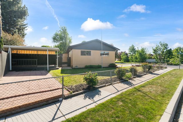1098 E LORI WAY, Murray, UT 84117