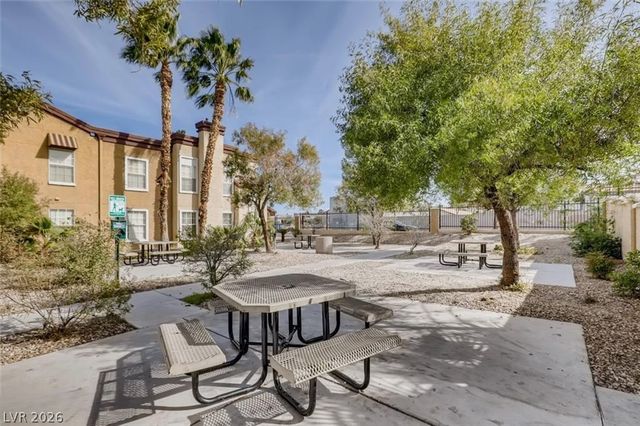 2801 North Rainbow Boulevard 204, Las Vegas, NV 89108