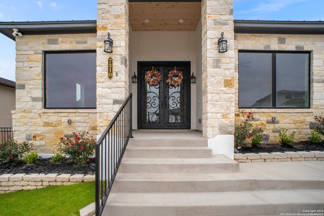 7310 Cresta Bulivar, San Antonio, TX 78256