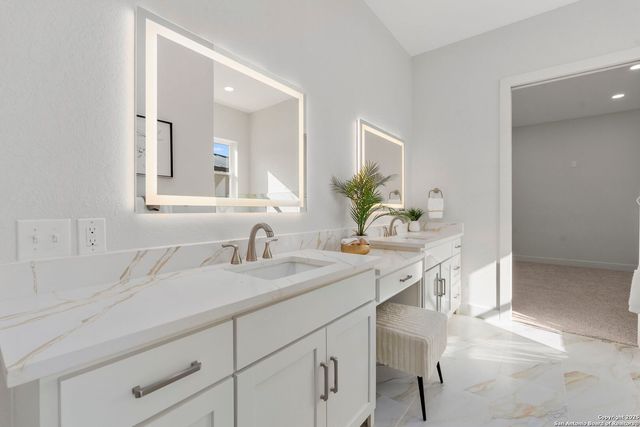 7310 Cresta Bulivar, San Antonio, TX 78256