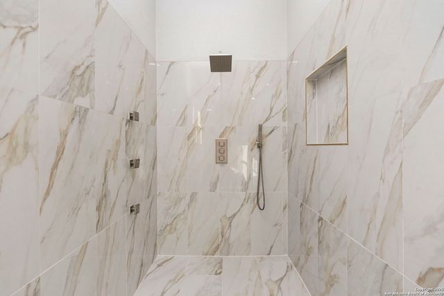 7310 Cresta Bulivar, San Antonio, TX 78256