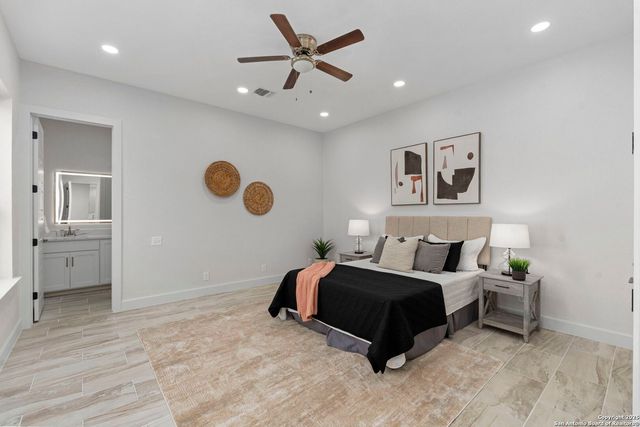 7310 Cresta Bulivar, San Antonio, TX 78256