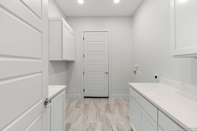 7310 Cresta Bulivar, San Antonio, TX 78256