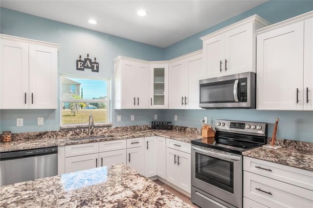 2839 NE 43RD ROAD, Ocala, FL 34470