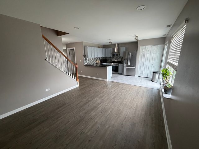 238 Williamsburg Court, Romeoville, IL 60446