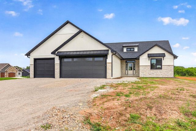 N918 QUARRY RIM ROAD, Hortonville, WI 54944