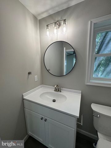 210 W 2ND ST, Ridgely, MD 21660
