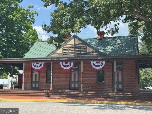 210 W 2ND ST, Ridgely, MD 21660